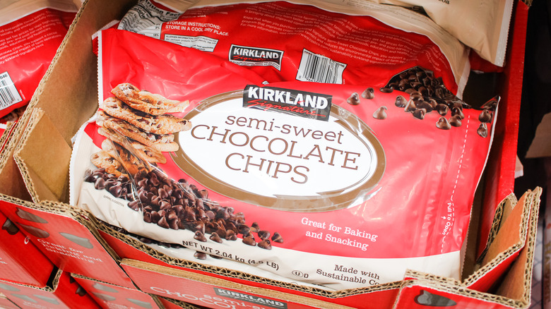 Kirkland Signature Semi-Sweet Chocolate Chips bag