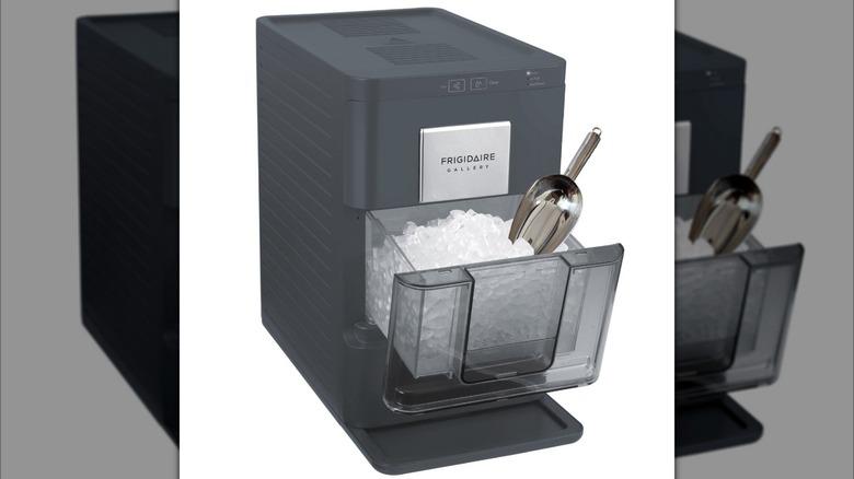 The Frigidaire﻿ Touch Control Nugget Ice Maker